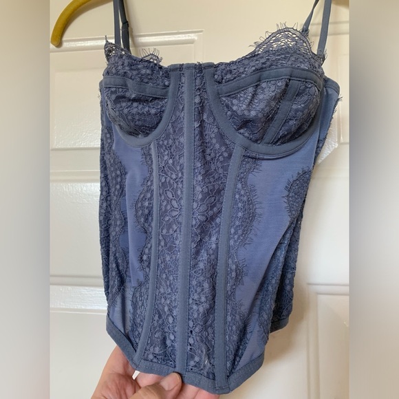 Urban Outfitters Out from Under Modern Love Corset  Navy Lace 🌴 - Picture 4 of 6
